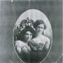 Bessie Morrison and Jean Gunn